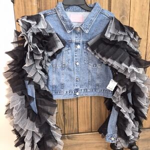💙🖤🩶BRAND NEW AKIRA CROP TOP RUFFLE SLEEVE DENIM JACKET😍
